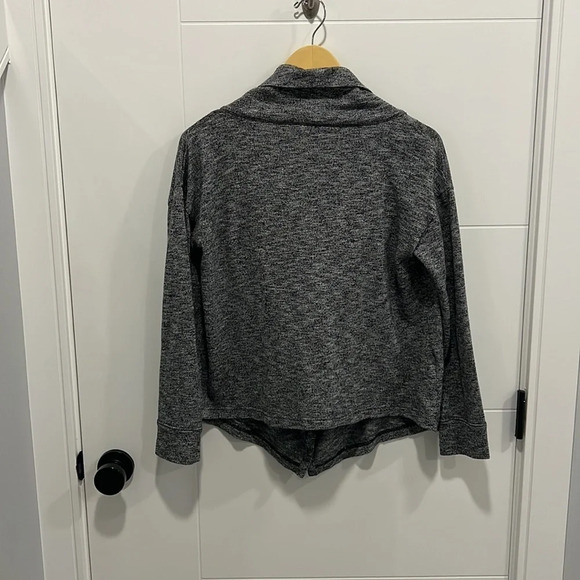 Eddie Bauer gray button  up cardigan size small - Picture 13 of 15